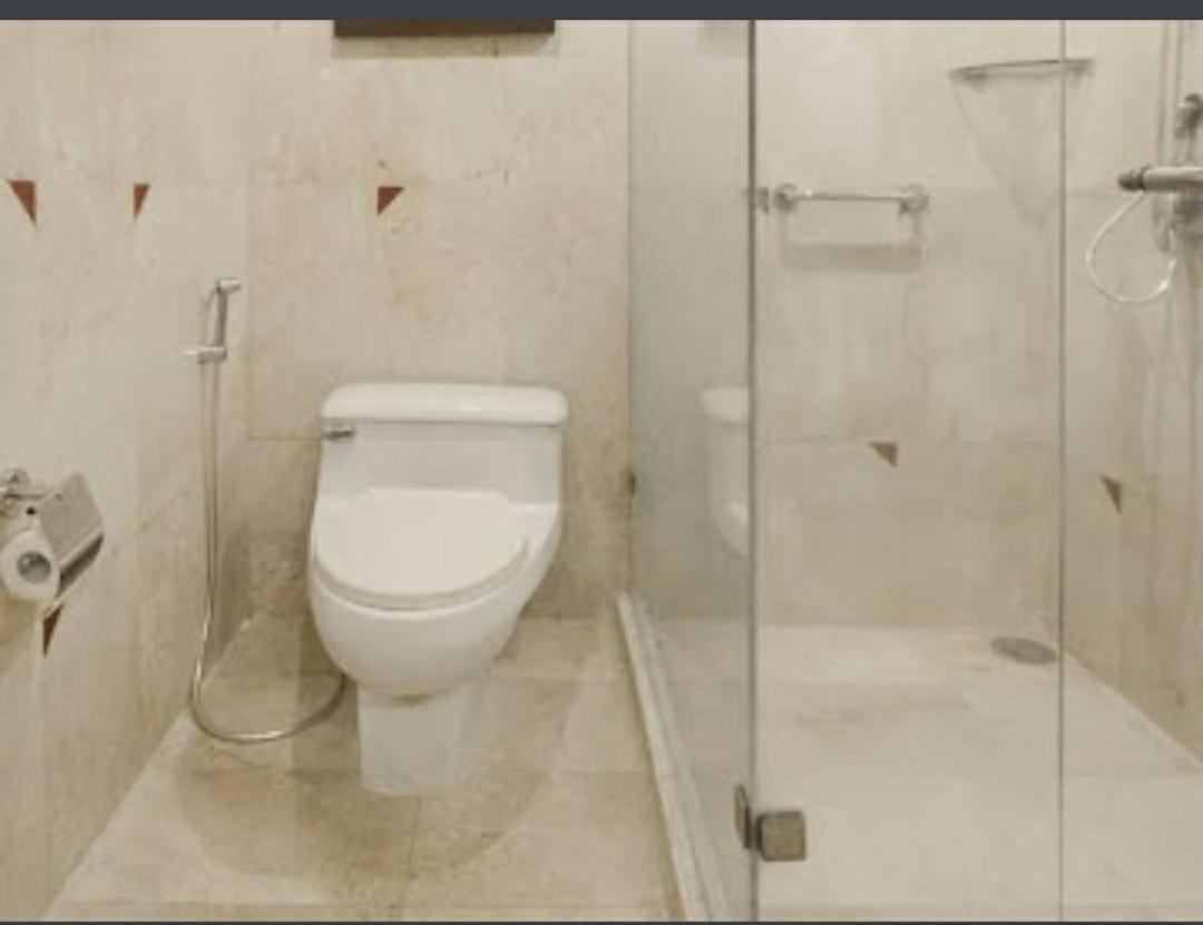 Royal Palms Hotel Mumbai Bagian luar foto